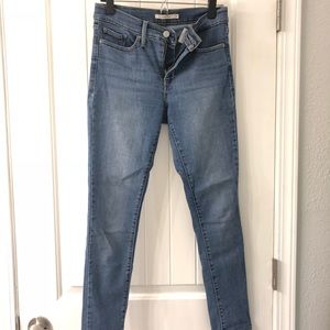 Levi’s 311 Light Rinse